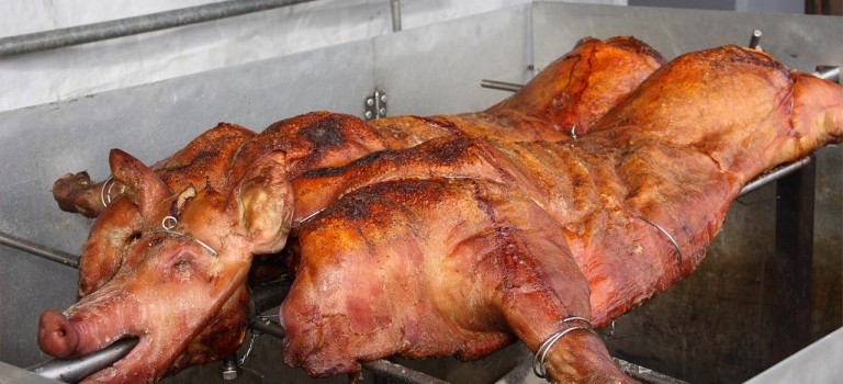 Fiesta del Cerdo a la Brasa en Vedra